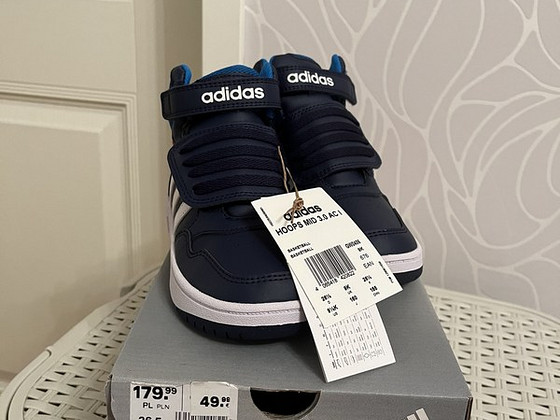 UUED Adidase кроссовки s 26,5 stp 17