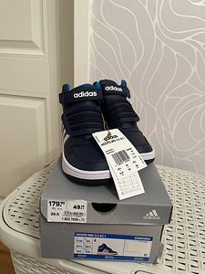 UUED Adidase кроссовки s 26,5 stp 17 (1 фото из 3)