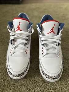 Air Jordan 3 Ретро (2 фото из 3)