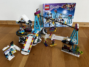 LEGO® Friends Снежный курорт Горнолыжный подъемник 41324 (1 фото из 7)