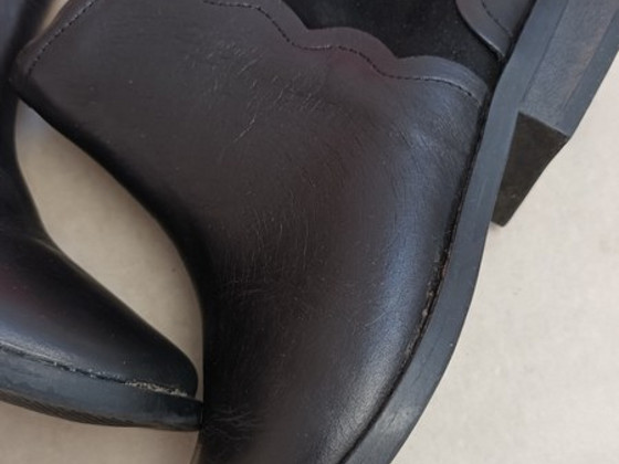 Zara nahast poolsaapad 31