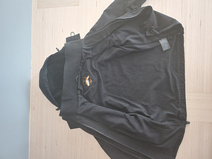 Продается как новая куртка для мальчиков к/с Superdry XS (4 фото из 4)