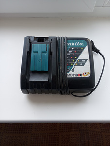 Laadija MAKITA DC 18 RC (1 foto / 2)