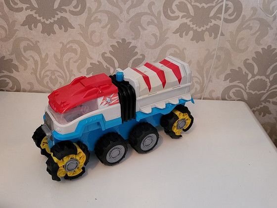 Auto. Paw Patrol