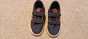 Кроссовки Adidas, размер 26 (4 фото из 4)