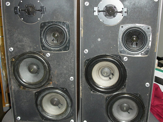B&O BeoVox 4703 , 4- ribalised kõlarid