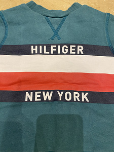 TOMMY HILFIGER, 98 см (3 фото из 4)