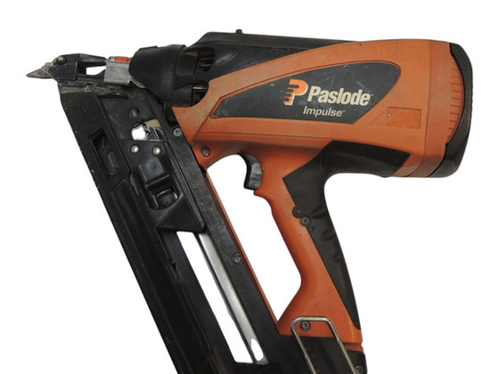 Аккумуляторный гвоздевой пистолет Paslode Impuls PPN50