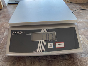 Kern Fce 30K10N (1 foto / 3)