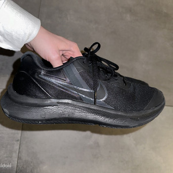 Кроссовки Nike Star Runner 3 38,5-39