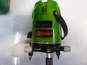 Ristlaaser Fukuda EK-169GJ + prillid + kohver (4 foto / 8)