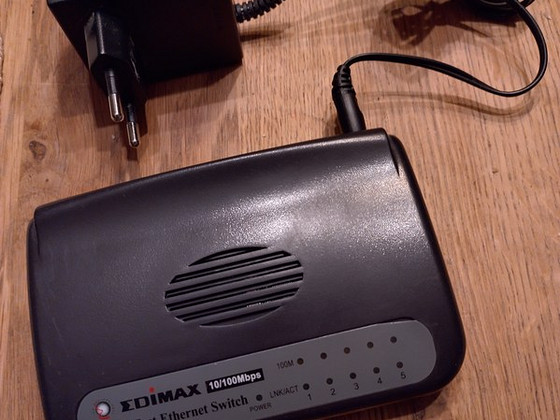 Ruuter switch ethernet, 5 porti 10/100 Edimax