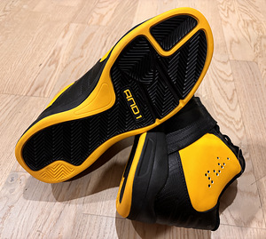 AND1 Supreme Mid 42,5 (4 фото из 5)