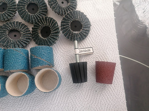 Müüa õhknurkmasin + komplekt (6 foto / 7)