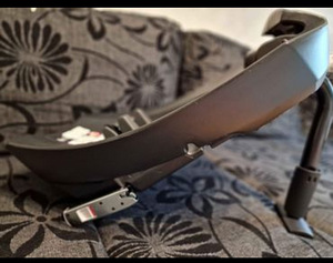 База Cybex Aton 5 Base 2-Fix Isofix (3 фото из 6)