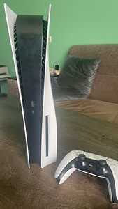Sony PlayStation 5 825gb+2 game disk+psp remote (1 foto / 3)