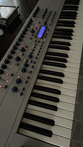 Novation KS 5 VA kult synth (2 foto / 5)