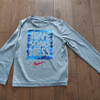 Nike spordisärk korralik suurus 116-122