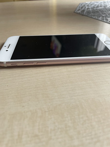 iPhone 7 32 GB (3 foto / 6)