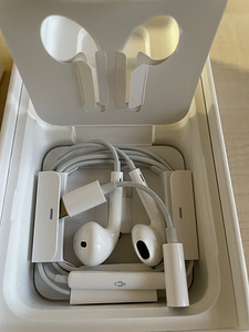 iPhone 7 32 GB (4 foto / 6)