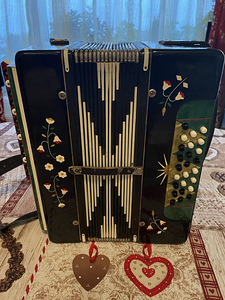 Вятская гармонь (1 фото из 4)