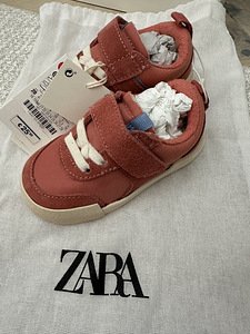 Ботинки ZARA, размер 20 (2 фото из 4)