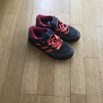 Кроссовки ADIDAS, 33 размер.