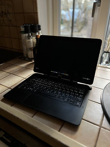 Ноутбук Dell (3 фото из 3)