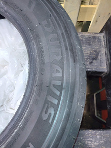 215/65R16C 1TK Bridgestone Duravis R660 (2 фото из 3)