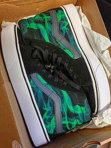 VANS р.39 – НОВЫЕ КРОССОВКИ (3 фото из 4)