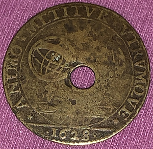 Продам монету ,1628 (1 фото из 2)