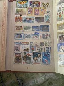 Марки (2 фото из 4)
