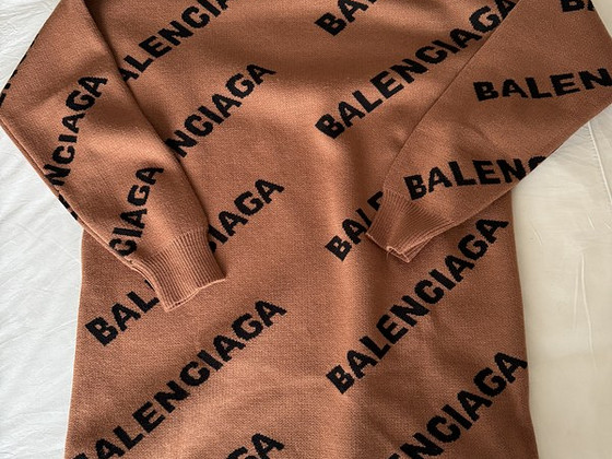 Кофта Balenciaga