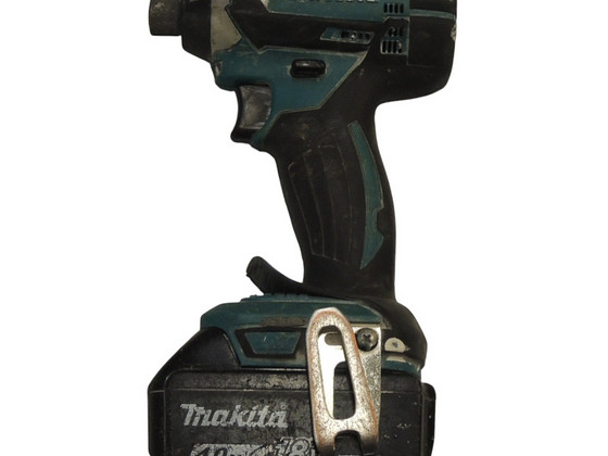 Ударная акудрель Makita DTD152 + аку 4.0 Ач