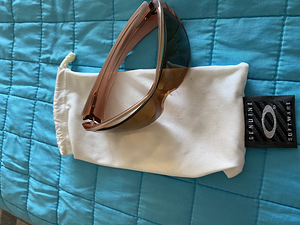Oakley Sunglasses New with defect (4 foto / 6)