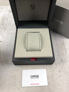 Oris - Artix Complication Moonphase Automatic (8 foto / 8)