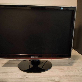 Samsung T220HD LCD TV/Monitor