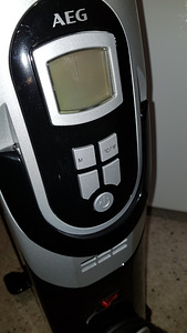 Õliradiaator AEG (2 foto / 10)