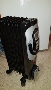 Õliradiaator AEG (6 foto / 10)