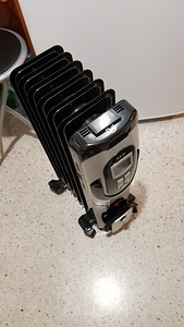 Õliradiaator AEG (8 foto / 10)