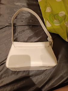 Продам сумку (3 фото из 3)