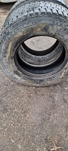 315/70 R22,5 восстановленные шины (4 фото из 5)