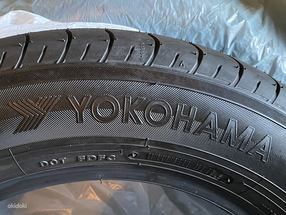 Шины Yokohama 225/60/R17 новые