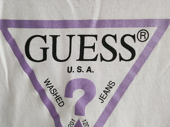 T-särk Guess, s.128