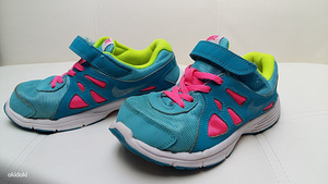 Кроссовки Nike, размер 34 (1 фото из 2)