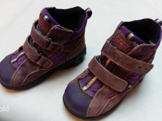 Ecco kevadised poolsaapad, suurus 22