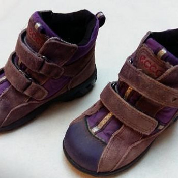Ecco kevadised poolsaapad, suurus 22