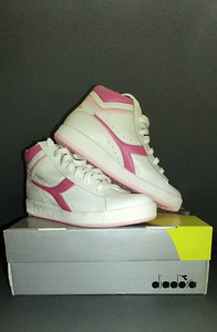 Uued Diadora tossud (2 foto / 4)