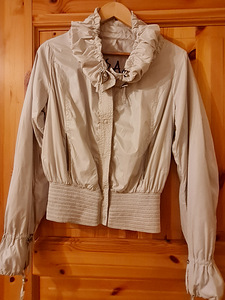 Куртка GUESS, М размер (1 фото из 6)