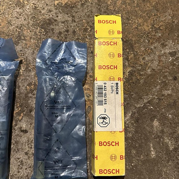 Bosch 0432193615 pihusti/düüs